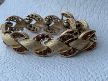 Load image into Gallery viewer, Rare Vintage TRIFARI Brushed Gold and Amber Bracelet and Earrings Set