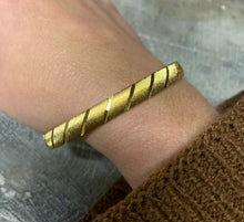 Load image into Gallery viewer, Vintage Gold MONET Bracelet