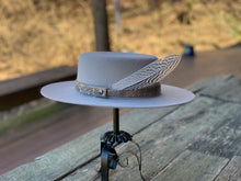 Load image into Gallery viewer, Classic Single Black & White Hat Feather