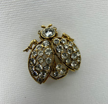 Load image into Gallery viewer, Busy Bee Vintage Brooch