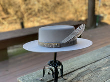 Load image into Gallery viewer, Classic Single Black & White Hat Feather