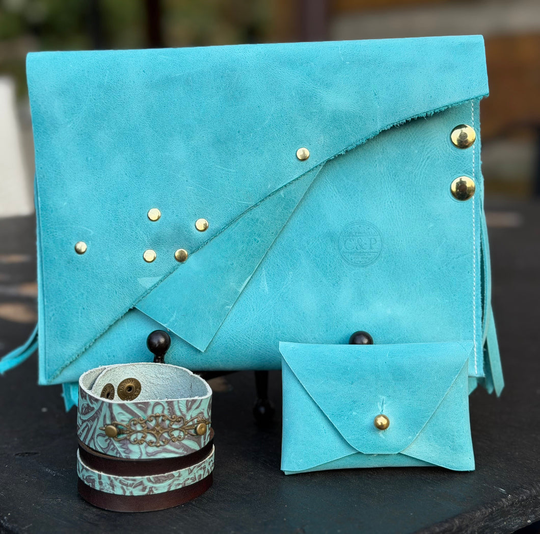 Mini Carl Card Case in Turquoise Denver Hide