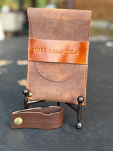 Load image into Gallery viewer, The Highlander Travel Cigar Set