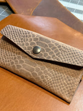 Load image into Gallery viewer, Medium Carl in Crocodile Embossed Leather
