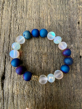 Load image into Gallery viewer, Blue Druzy Agate, Synthetic Opal &amp; Glass Faceted Beaded Bracelet