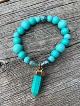 Load image into Gallery viewer, Turquoise &amp; Copper Beaded Bracelet