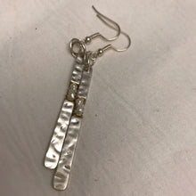 Load image into Gallery viewer, Hammered Silver Metal &amp; Gold Wire Wrapped Fresh Water Pearl Earrings