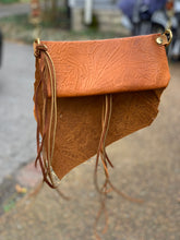 Load image into Gallery viewer, Tobacco Road Crossbody Leather Bag