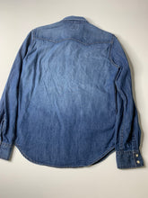 Load image into Gallery viewer, Vintage Levis Denim Pearl Snap Shirt