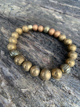 Load image into Gallery viewer, Bronze Luster Agate Bracelet