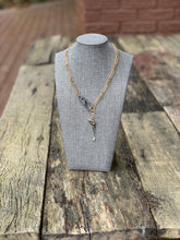 Load image into Gallery viewer, The Ava Necklace