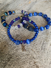 Load image into Gallery viewer, Custom KY Blue Bracelet Set