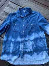 Load image into Gallery viewer, Vintage Levis Distressed Denim Shirt