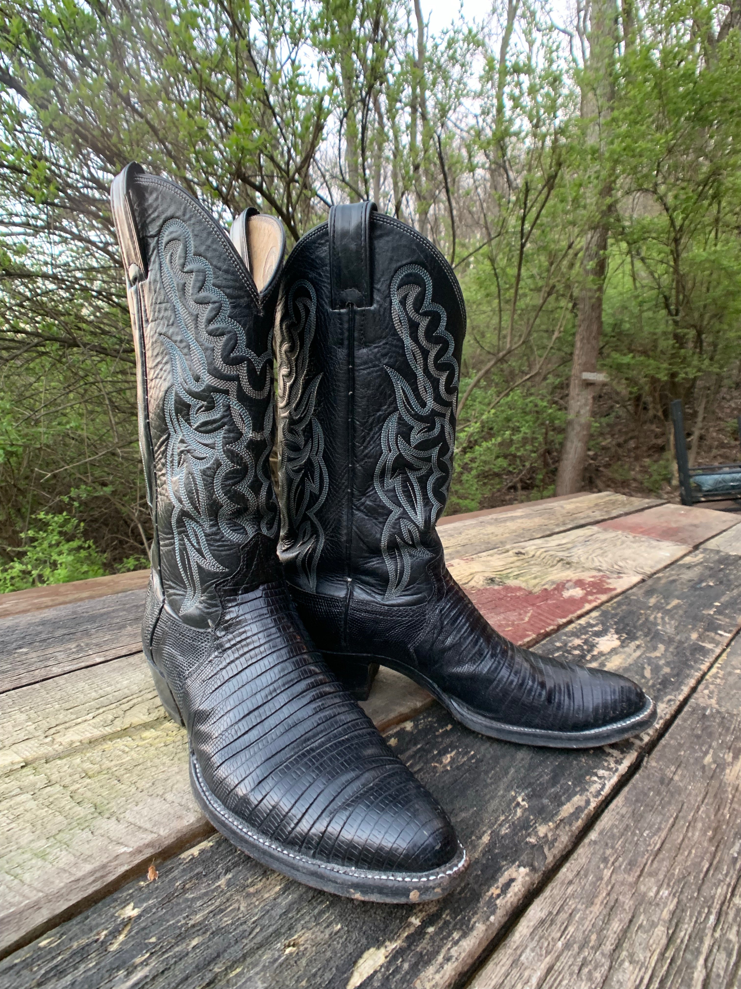 Beautiful Vintage ‘JUSTIN’ Black Leather boots VINTAGE JUSTIN ROPER BOOTS | black main image 2