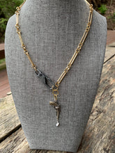 Load image into Gallery viewer, The Ava Necklace