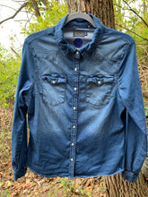 Load image into Gallery viewer, Denim Pearl Snap Shirt