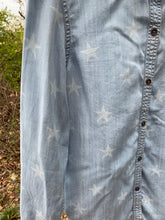 Load image into Gallery viewer, Star Printed Denim Shirt