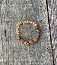 Load image into Gallery viewer, Bronze Natural Agate Bracelet