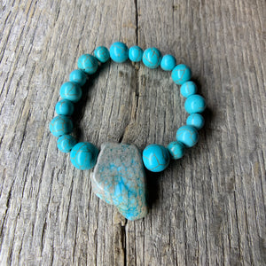Turquoise Bracelet with Large Stone Accent