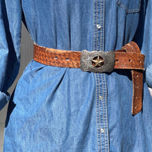 Load image into Gallery viewer, Full sun photo! The rough edges of the belt strap really shine in this photo. As does the silver and brass star belt buckle. 