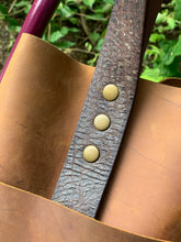 Load image into Gallery viewer, Big Mama Tote in Rustic Oil Tanned Leather