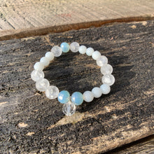 Load image into Gallery viewer, Glass Faceted &amp; Pearl Beaded Bracelet
