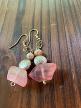 Load image into Gallery viewer, Peach Chunk Quartz &amp; Fresh Water Pearl Earrings