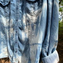 Load image into Gallery viewer, Vintage Distressed Denim Shirt